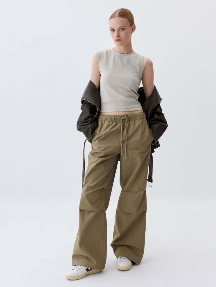 Широкие брюки-парашюты  на резинке широкие брюки из модала
