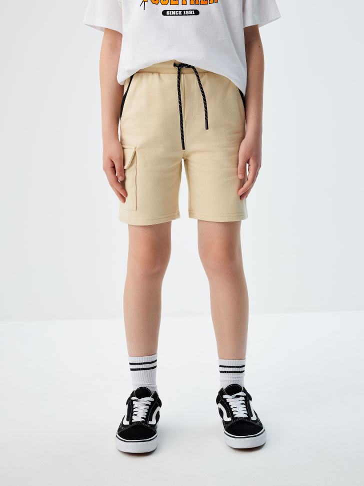 Трикотажные шорты с накладным карманом для мальчиков (бежевый, 152) sela 4640226012034 - фото 2