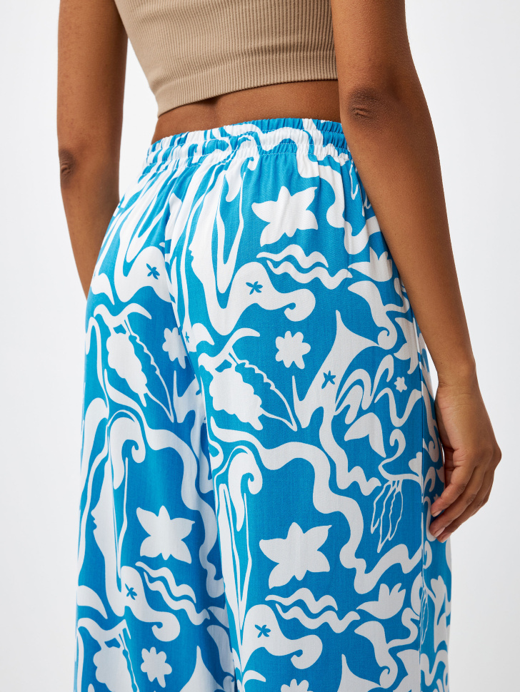 Широкие пляжные брюки с принтом (синий, L) sela 4680168547904 - фото 6