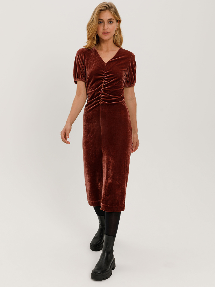 Бархатное платье с драпировкой (коричневый, XS) sela 4603375150637 - фото 4