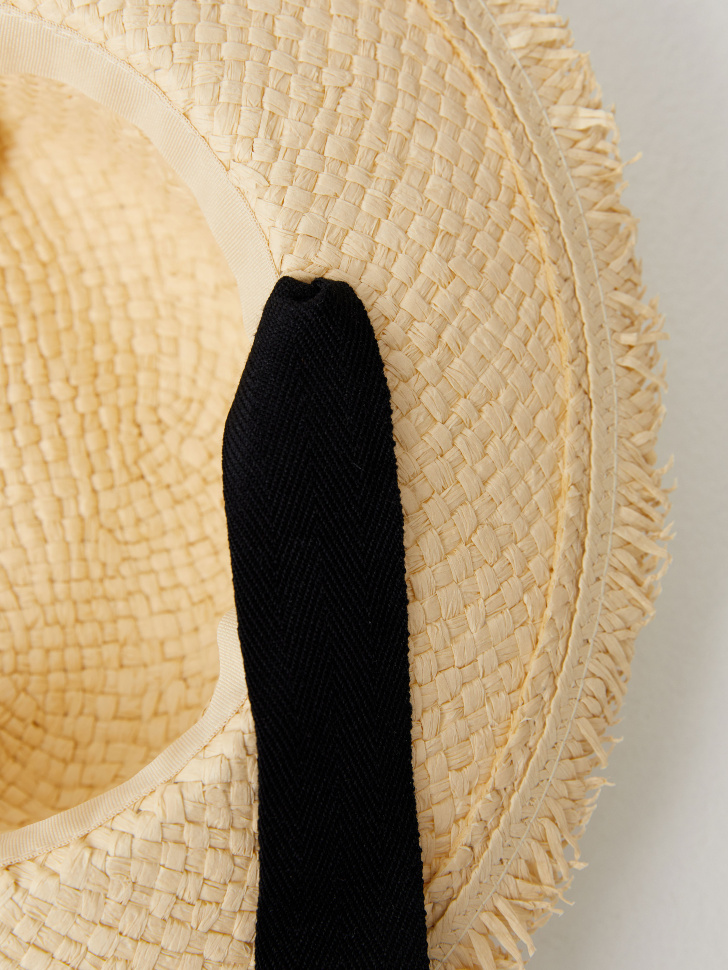 фото Соломенная шляпа с лентами sela
