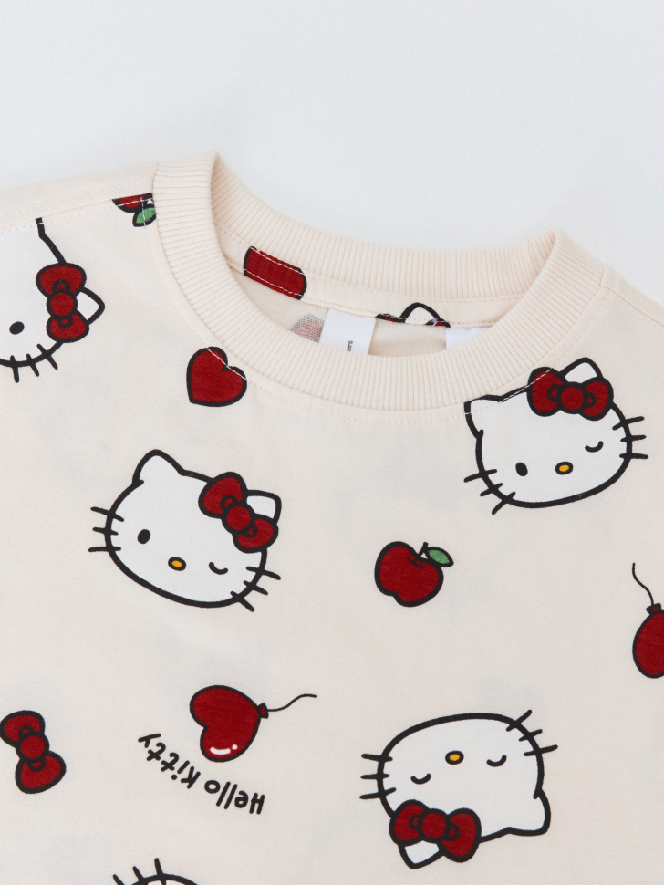 Футболка с принтом Hello Kitty для девочек. Фото №3