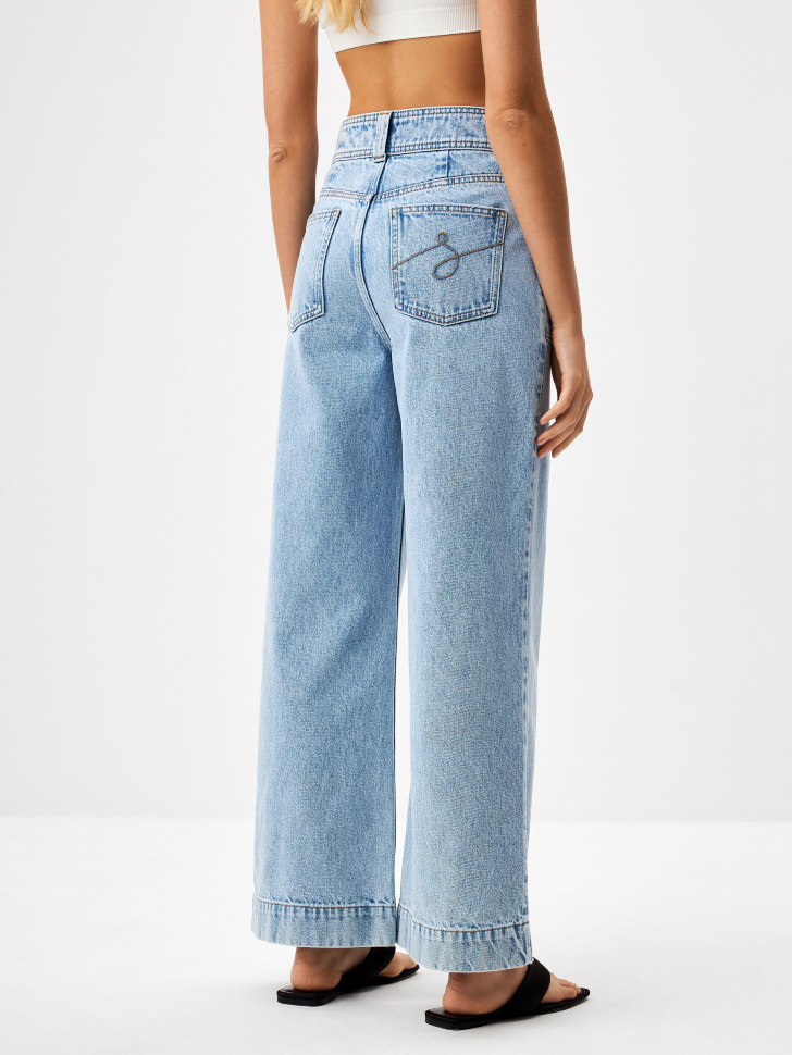 Широкие джинсы с накладными карманами - фото 5