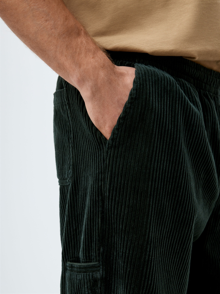 Вельветовые брюки прямого кроя - фото 5