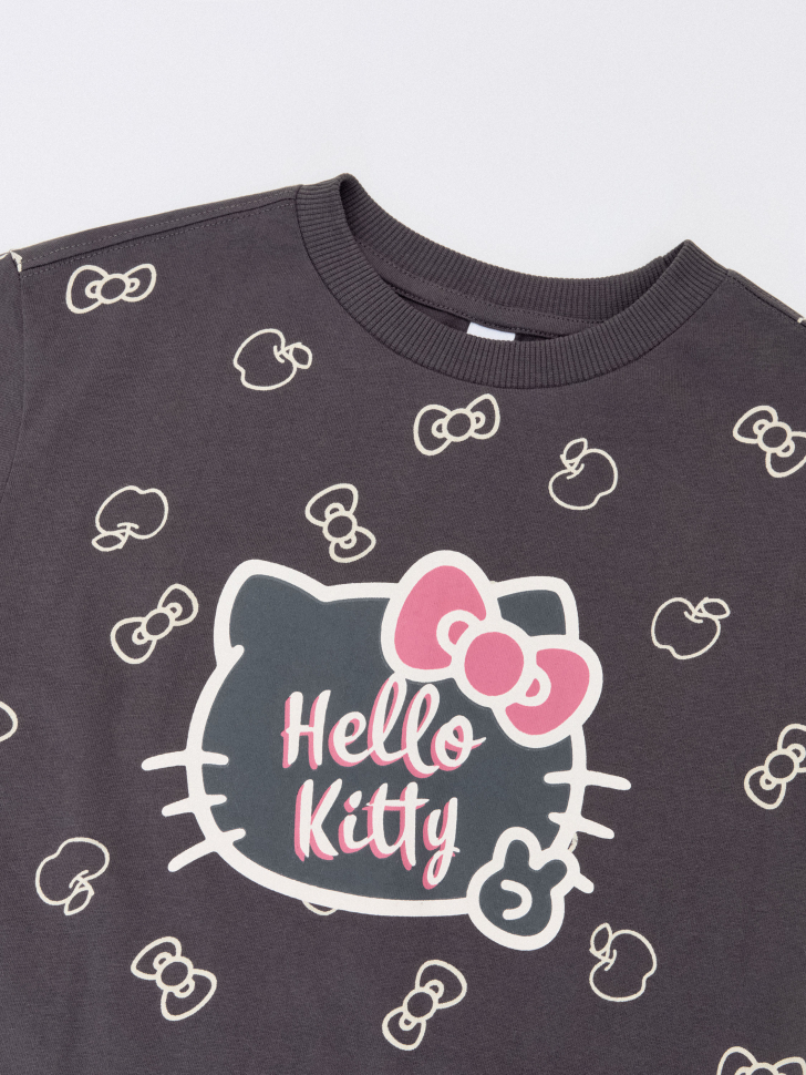 Футболка с принтом Hello Kitty для девочек. Фото №3